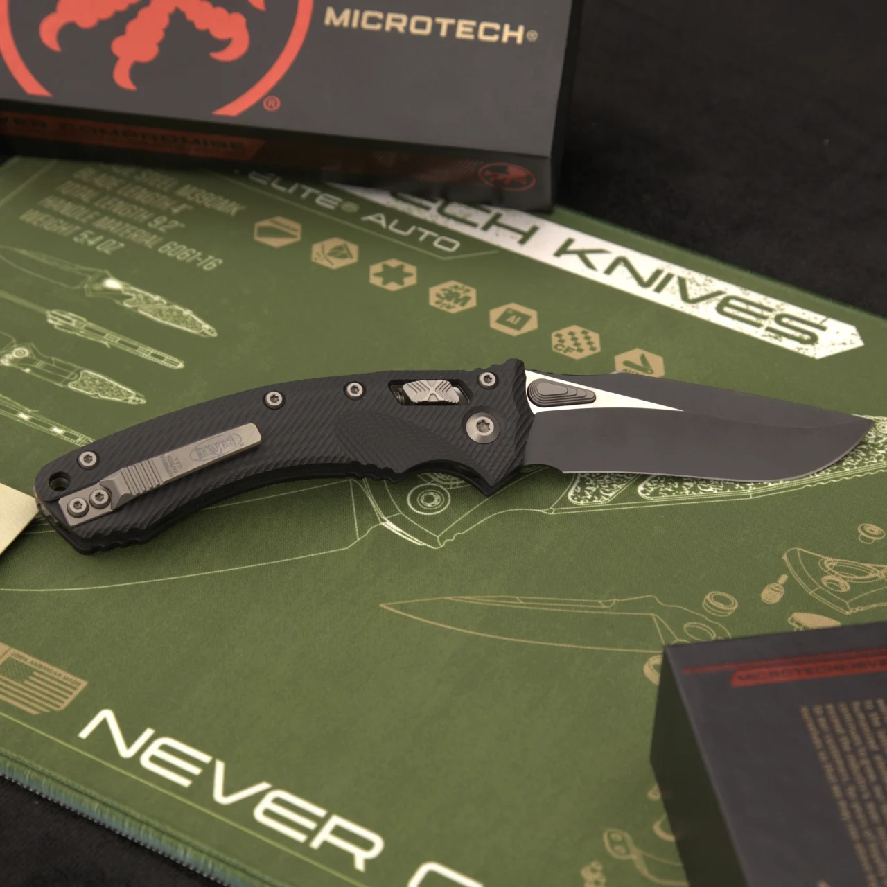 Microtech Amphibian Ram-Lok Black STD G-10 Black (137RL-1FLGTBK) - Image 2
